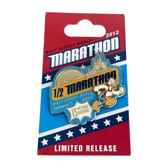 Walt Disney World Run Disney 2012 Half Marathon Donald Duck Logo Limited Pin - Picture 1 of 5
